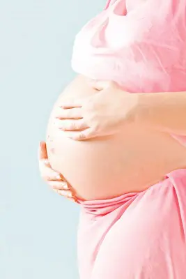 Man kan sagtens være gravid og tage i swingerklub, men i slutningen af graviditeten vil de fleste skrue ned for swingerlivet i en periode.